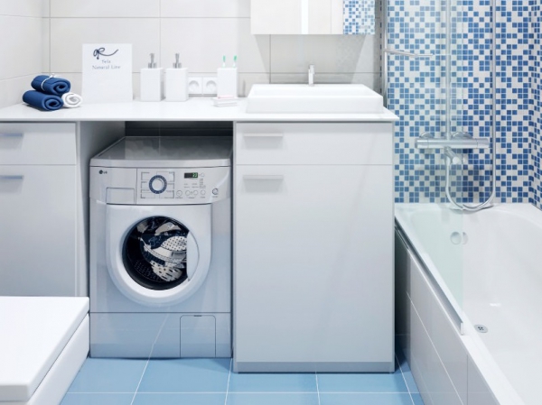 Як розташувати пральну машину у ванній?