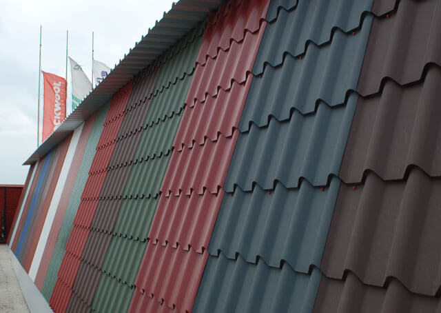 Які бувають кольори металочерепиці для даху
