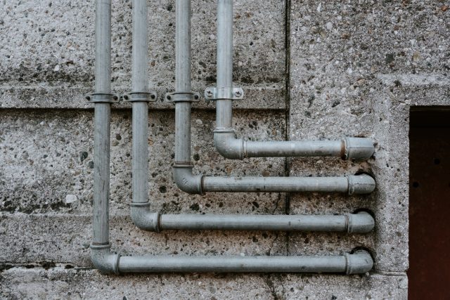 Водопроводные трубы: какие лучше установить?